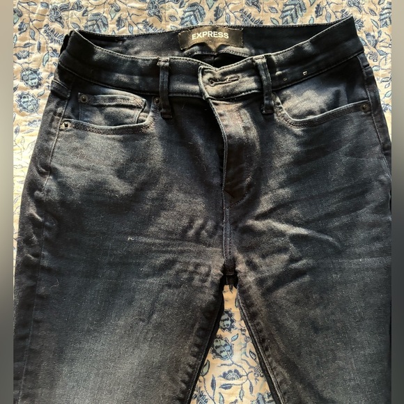 Express super soft jean leggings mid rise 4R - Picture 2 of 7
